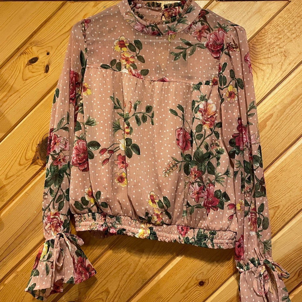 PINK BLOUSE